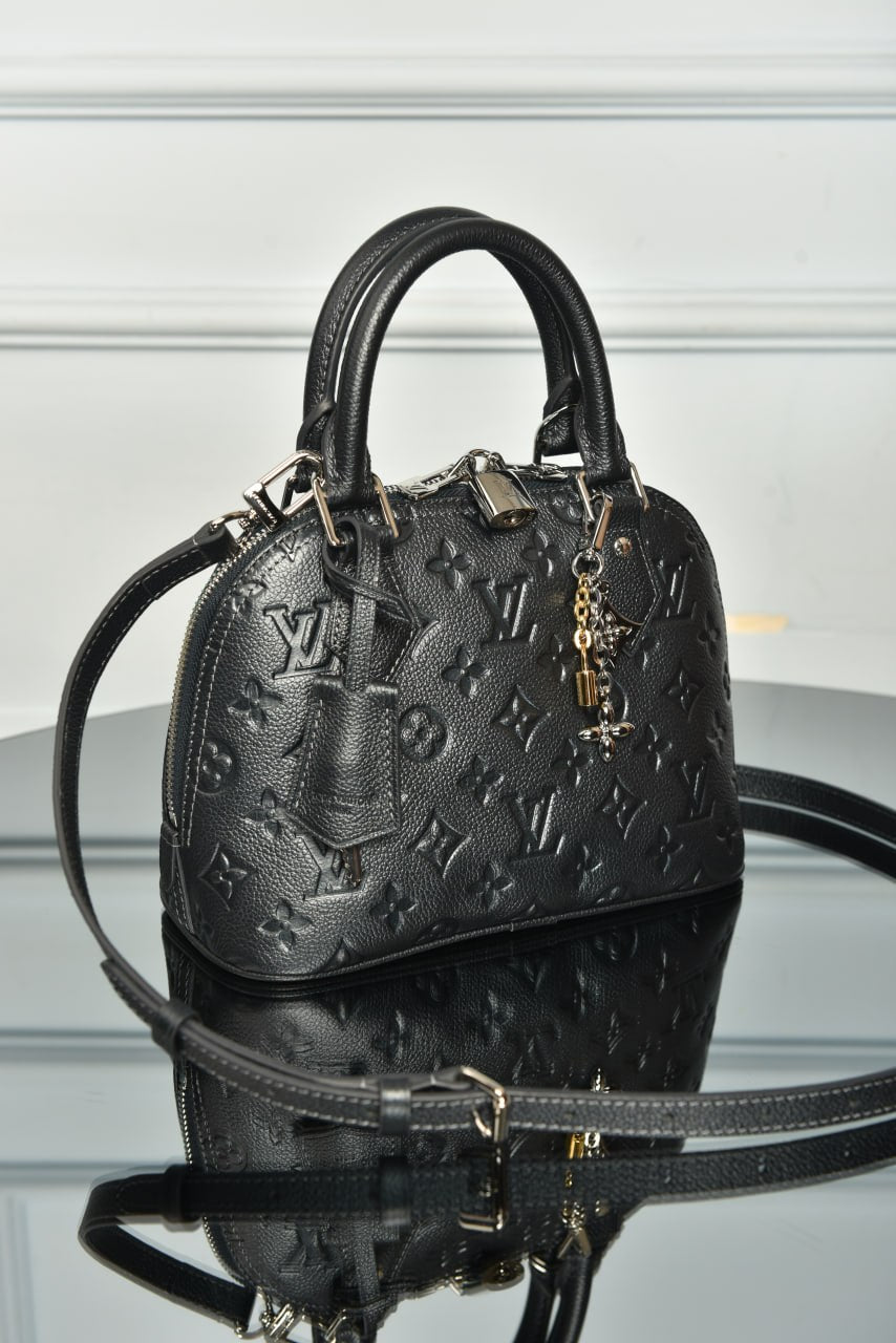 Alma Trunk BB,Premium Designer Style Women’s Bag – High Quality, Elegant Fashion Accessory