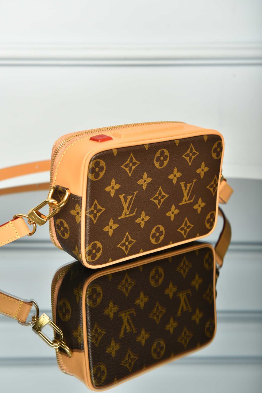 Baladeur Wearable Wallet,Premium Designer Style Women’s Bag – High Quality, Elegant Fashion Accessory