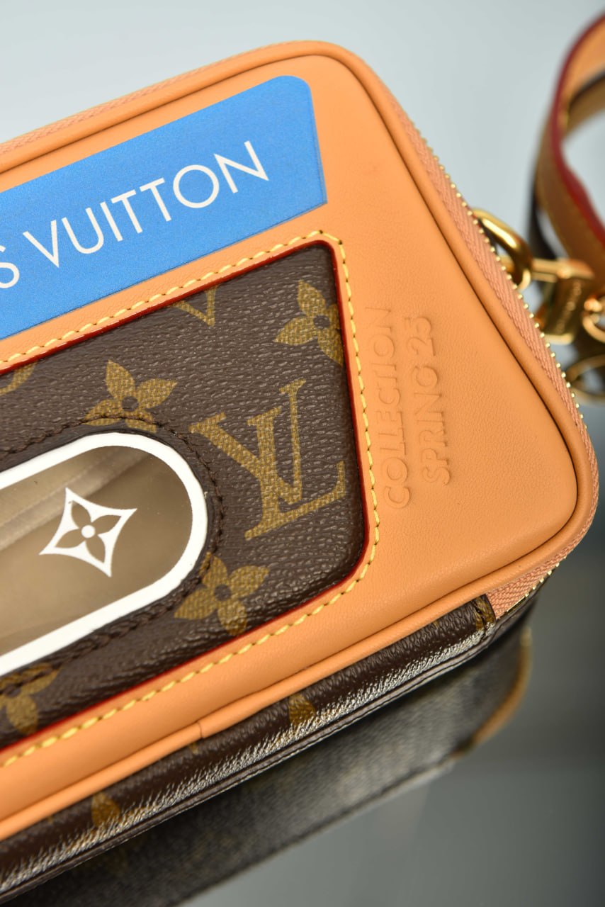 Baladeur Wearable Wallet,Premium Designer Style Women’s Bag – High Quality, Elegant Fashion Accessory